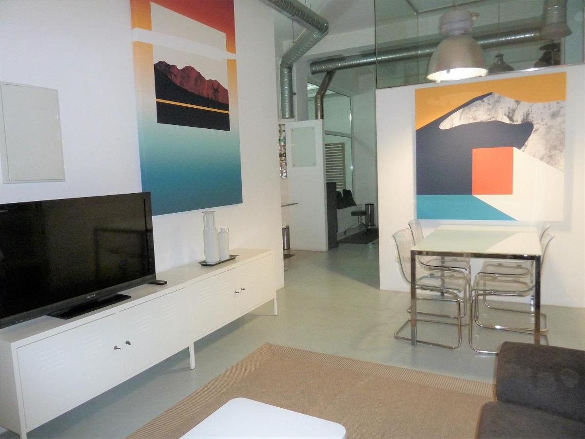Oktheway Loft Santander Street Apartment โอโกรูญา ภายนอก รูปภาพ