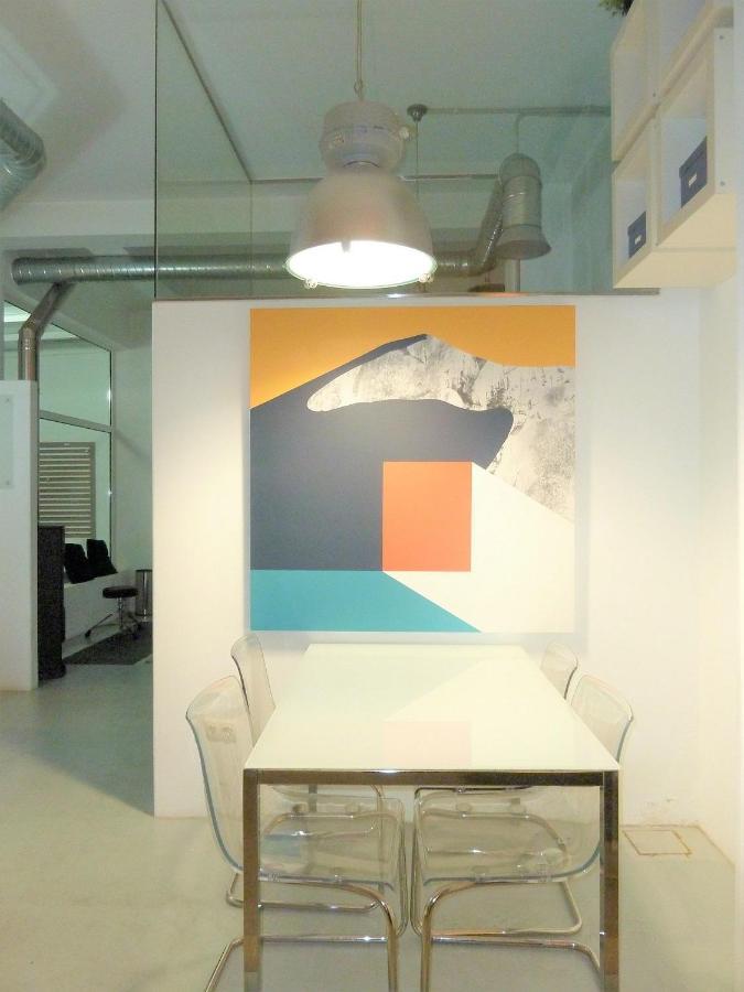 Oktheway Loft Santander Street Apartment โอโกรูญา ภายนอก รูปภาพ